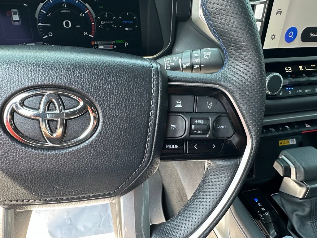 Used 2024 Toyota Sequoia Platinum AWD/4WD image 16