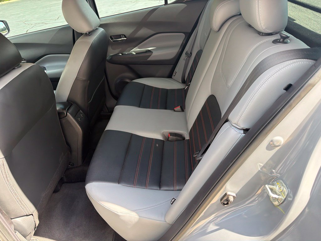 Used 2024 Nissan Kicks SR w/ SR Premium Package FWD image 31