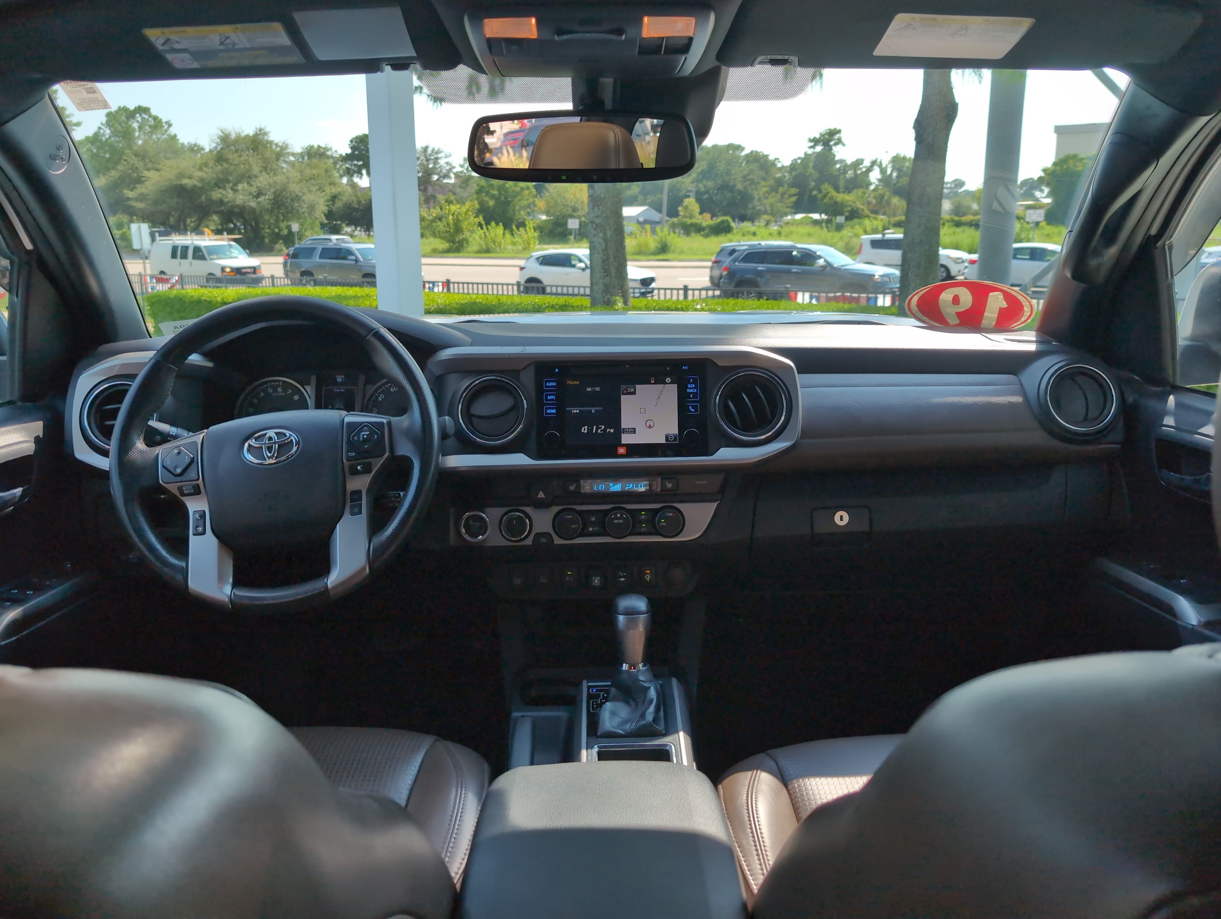 Used 2019 Toyota Tacoma Limited AWD/4WD image 29