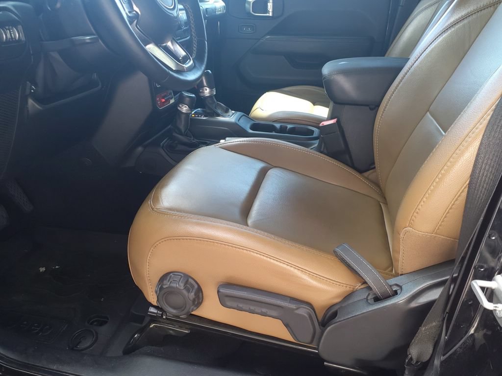 Used 2020 Jeep Wrangler Unlimited Rubicon AWD/4WD image 18