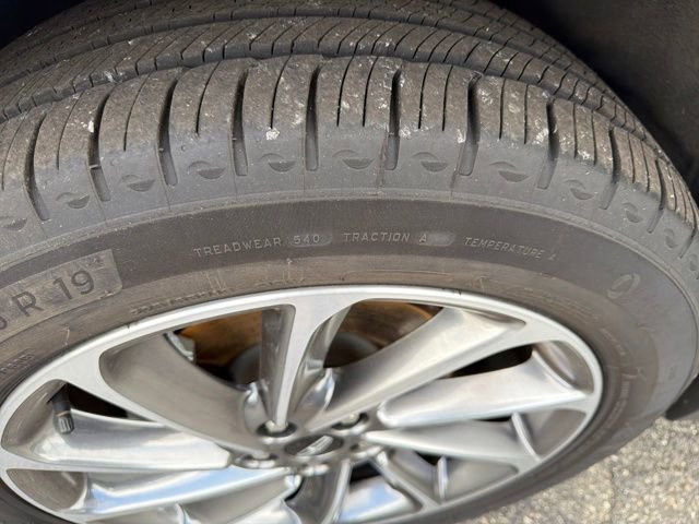 Used 2024 Lincoln Corsair AWD w/ Equipment Group 101A image 33