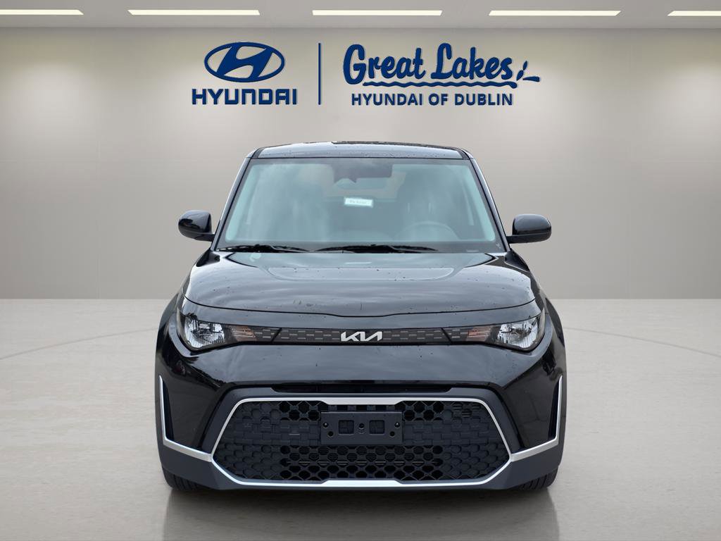 Used 2025 Kia Soul LX FWD image 8