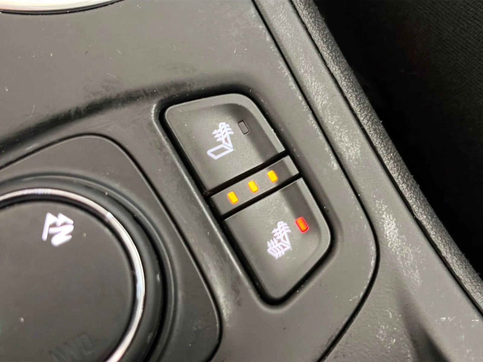 Used 2018 GMC Terrain SLE w/ Driver Convenience Package AWD/4WD image 25