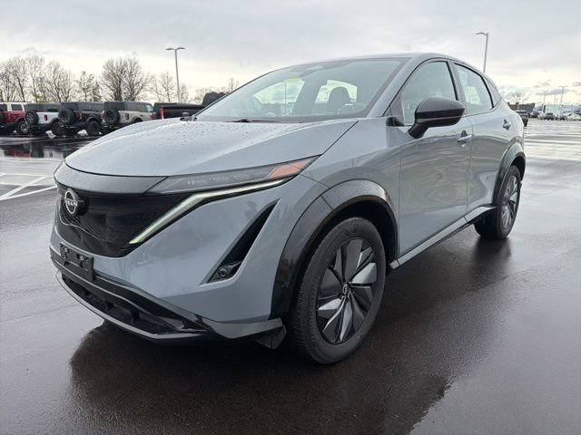 Used 2024 Nissan Ariya AWD image 2
