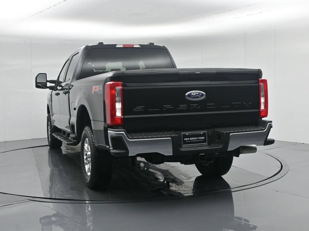 New 2026 Ford F250 XLT w/ FX4 Off-Road Package AWD/4WD image 28