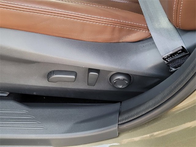 Used 2025 Subaru Outback Touring XT w/ Tech Package 2 image 14