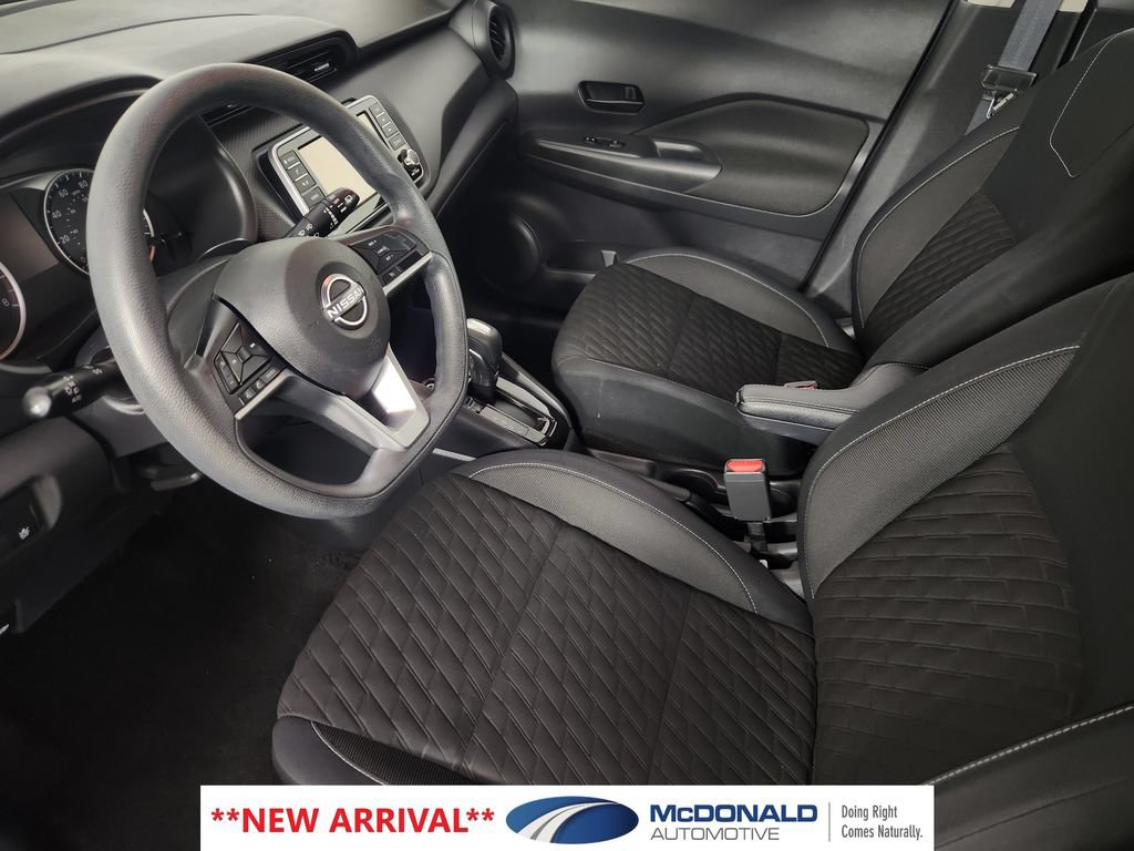 Used 2022 Nissan Kicks S FWD image 11