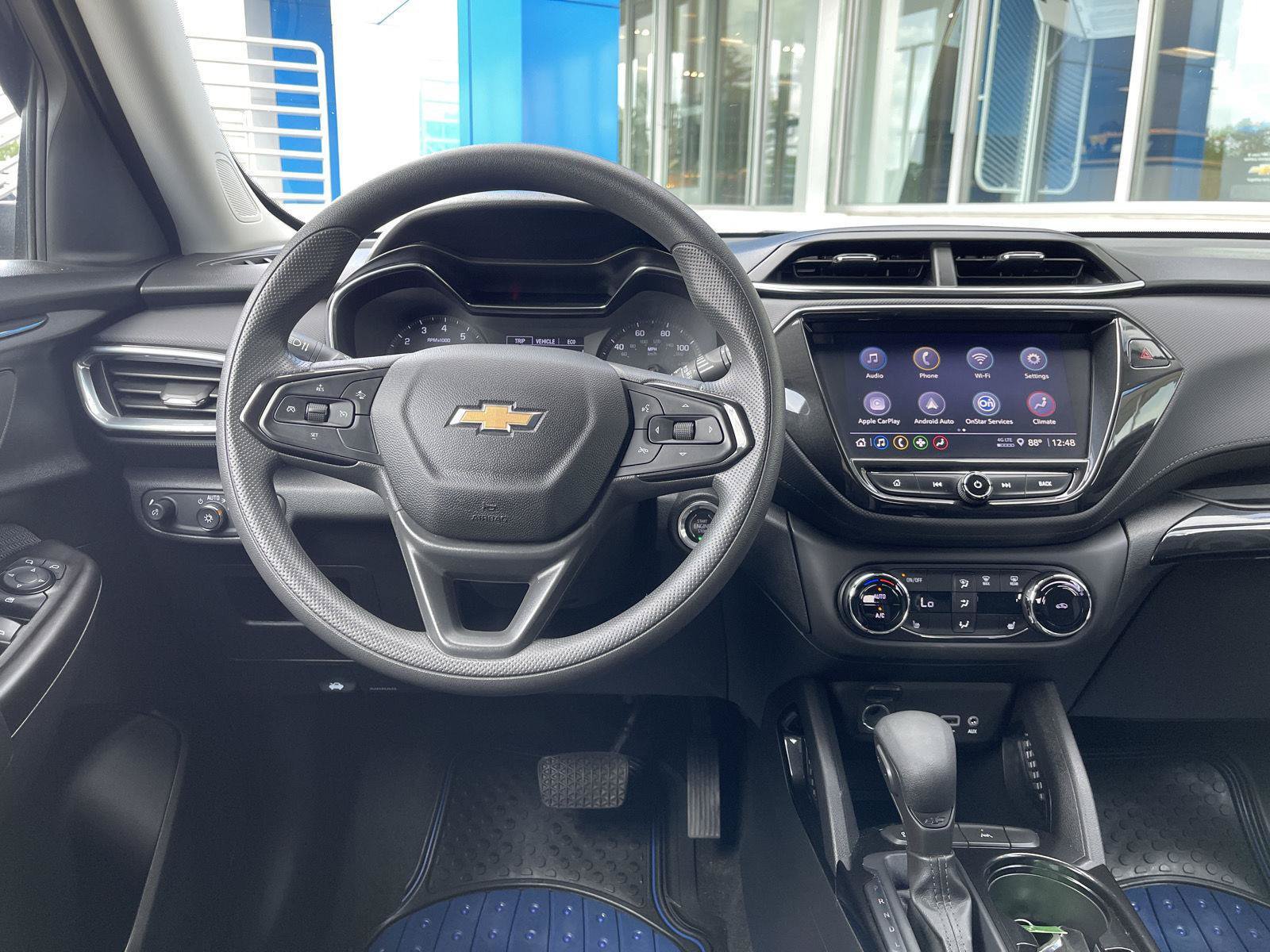 Used 2022 Chevrolet TrailBlazer LT w/ Convenience Package FWD image 15