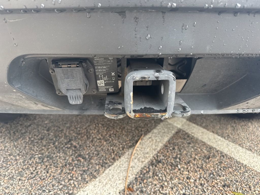 Used 2022 Volkswagen Atlas Cross Sport SE w/ Panoramic Sunroof Package image 32