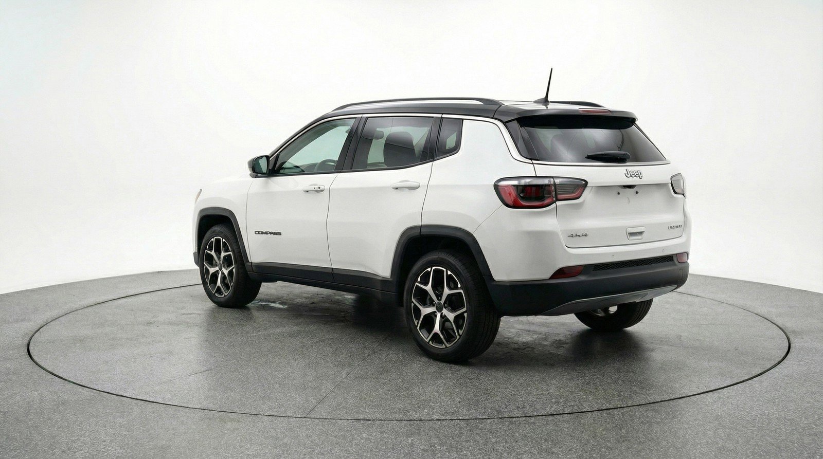 Used 2025 Jeep Compass Limited image 6