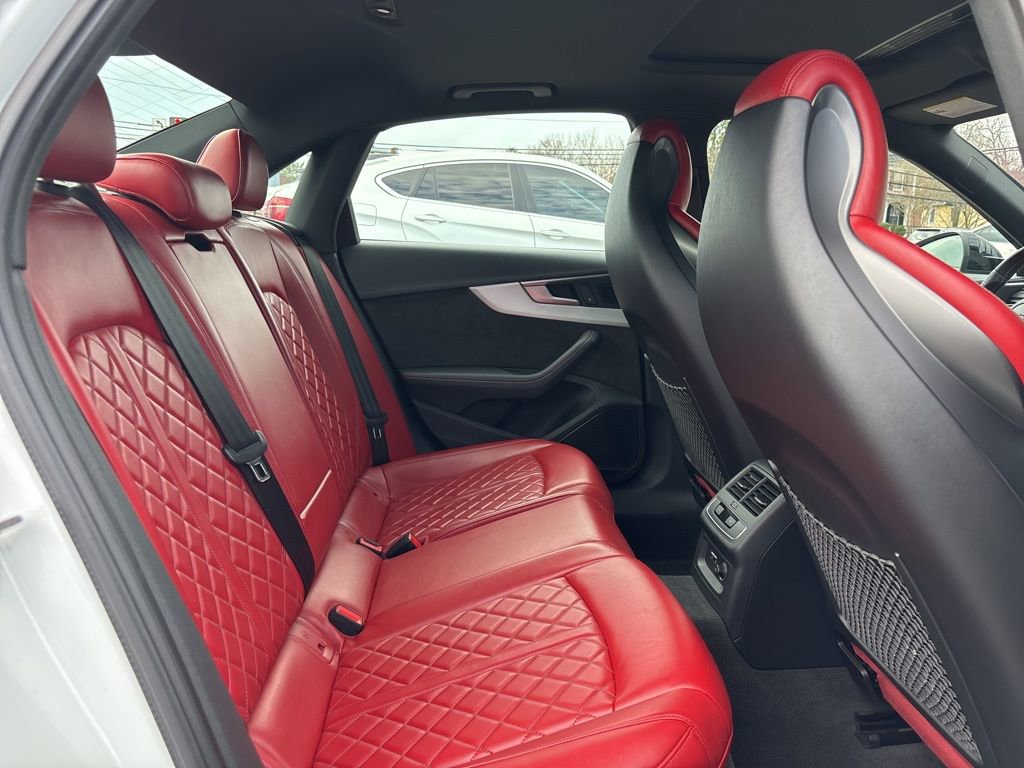 Used 2019 Audi S4 Premium Plus w/ Premium Plus Package image 14