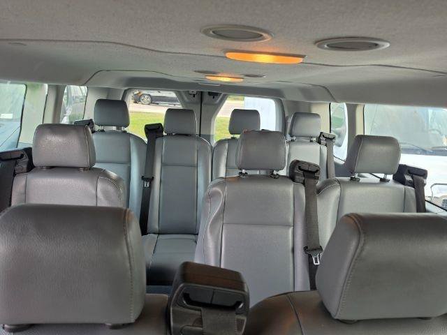 Used 2018 Ford Transit 350 XL RWD image 35
