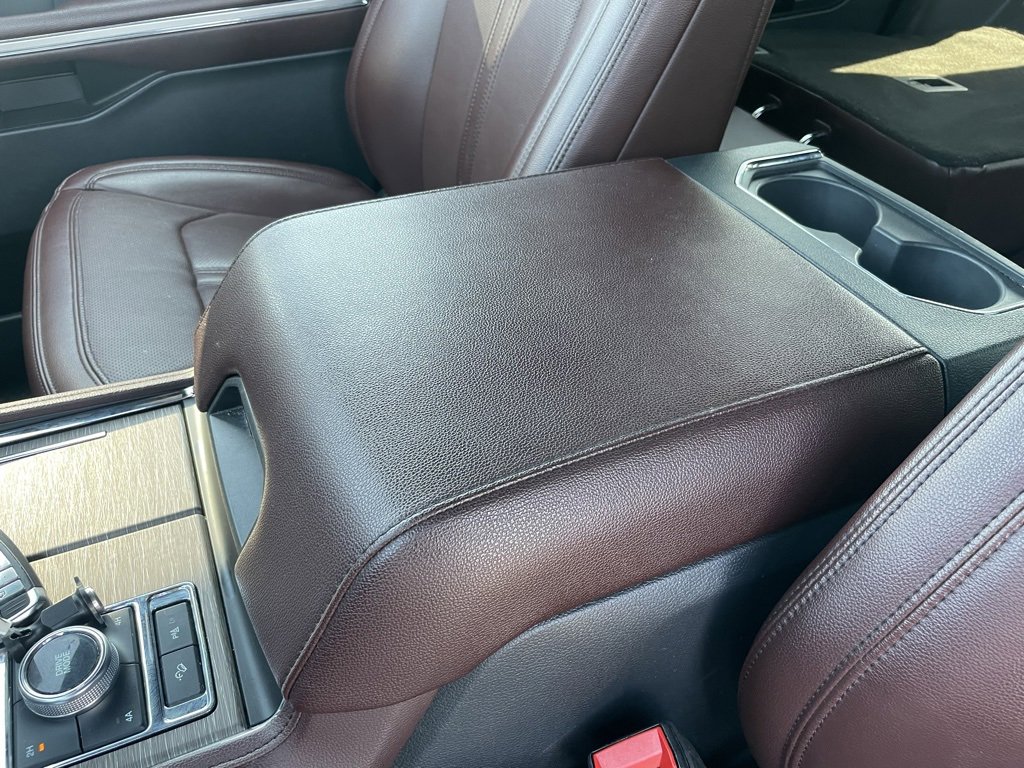 Used 2023 Ford Expedition Limited image 55