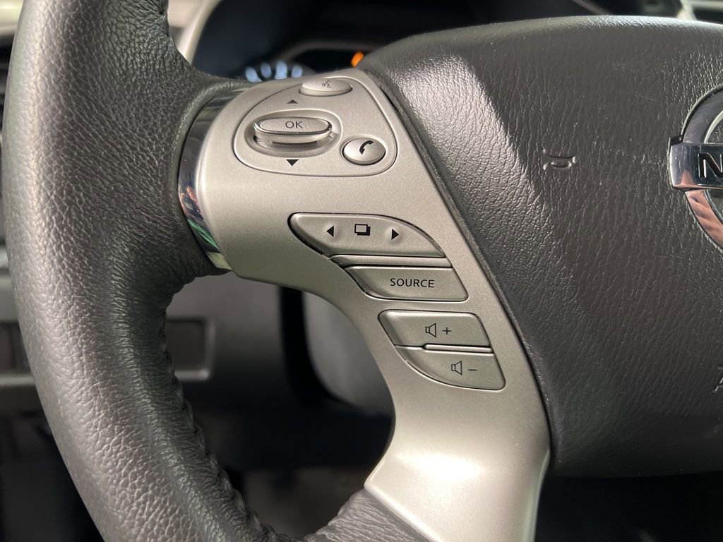 Used 2017 Nissan Murano SL w/ SL Technology Package image 16