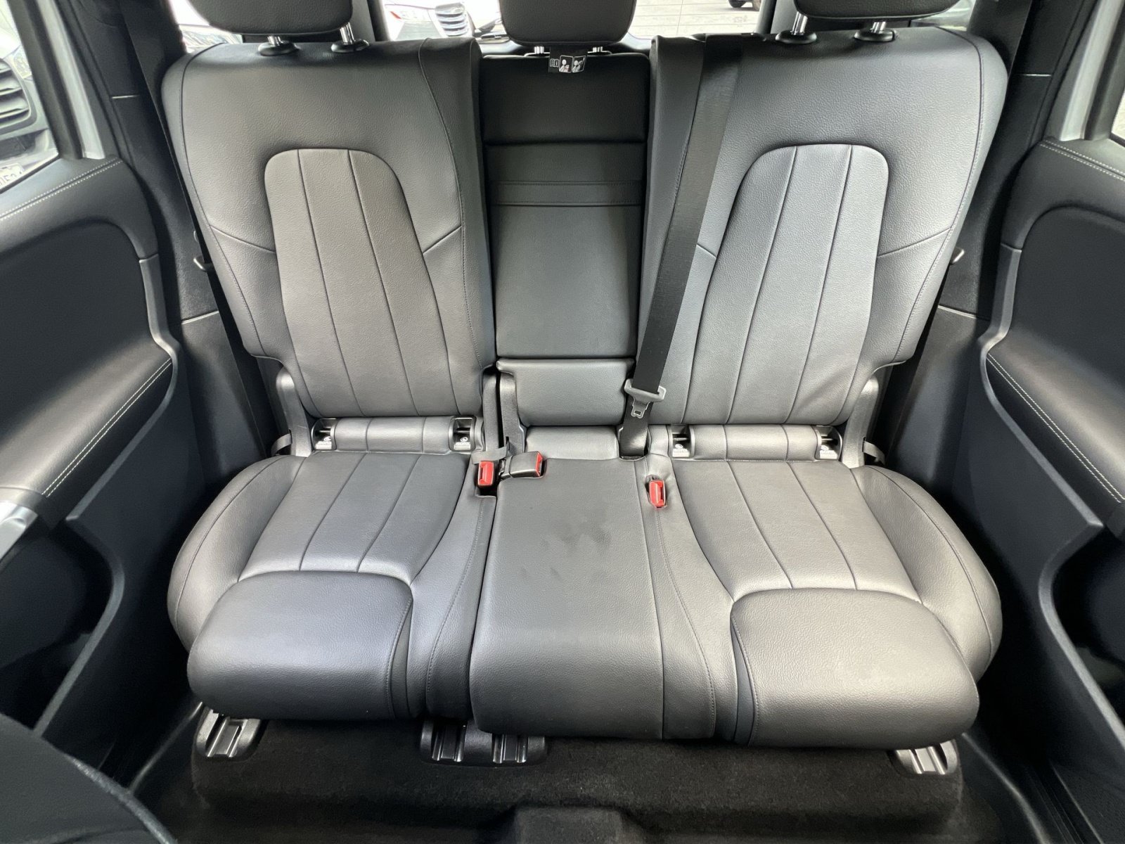 Used 2022 Mercedes-Benz GLB 250 4MATIC image 15