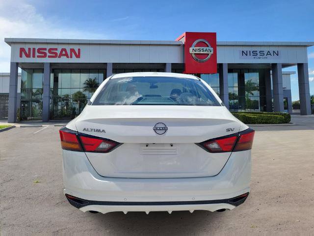 Certified 2023 Nissan Altima 2.5 SV w/ SV Premium Package FWD image 6