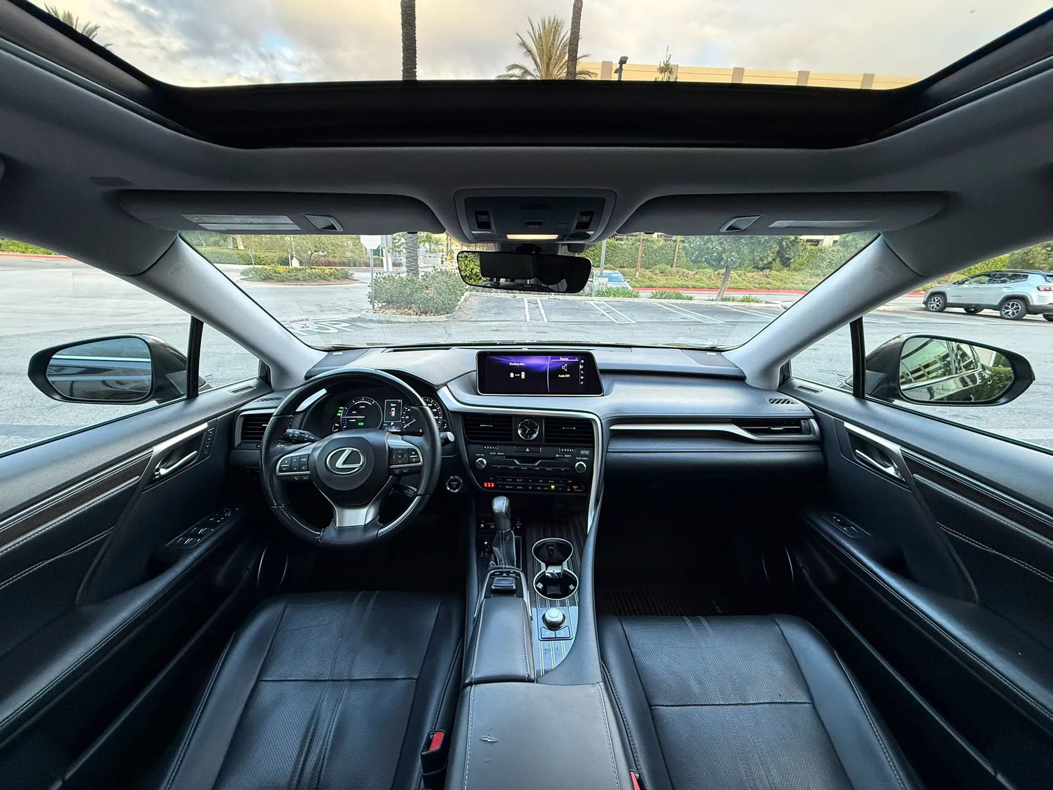 Used 2018 Lexus RX 450h AWD w/ Luxury Package image 22