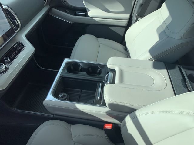 New 2026 Ford Expedition Active AWD/4WD image 34