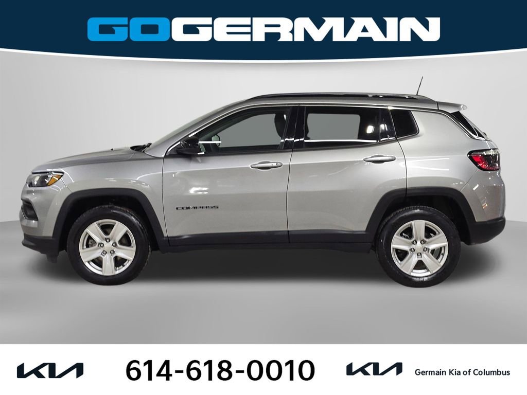 Used 2022 Jeep Compass Latitude image 12