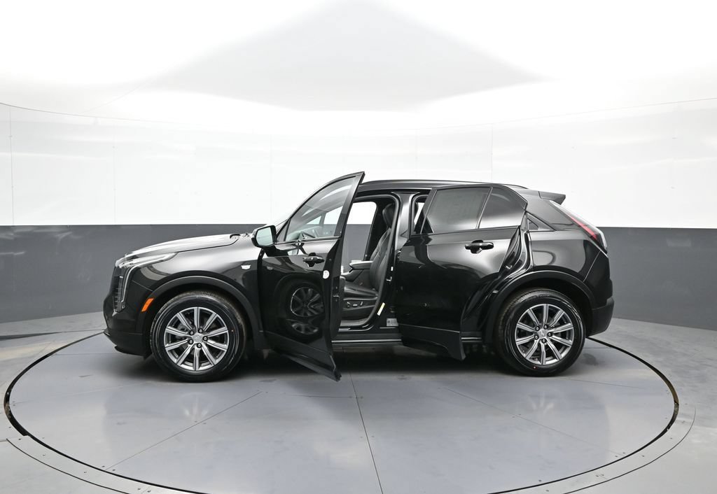 Used 2023 Cadillac XT4 Sport w/ Technology Package AWD/4WD image 44