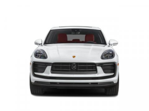 New 2026 Porsche Macan GTS image 4