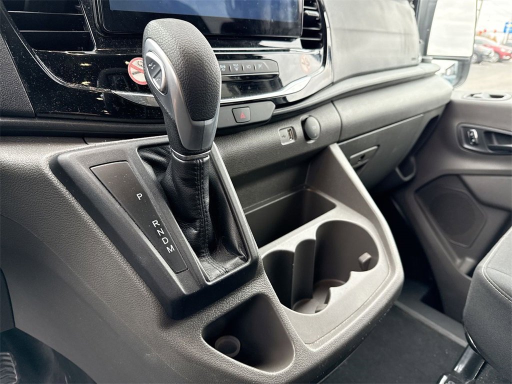 Used 2023 Ford Transit 350 XLT image 12
