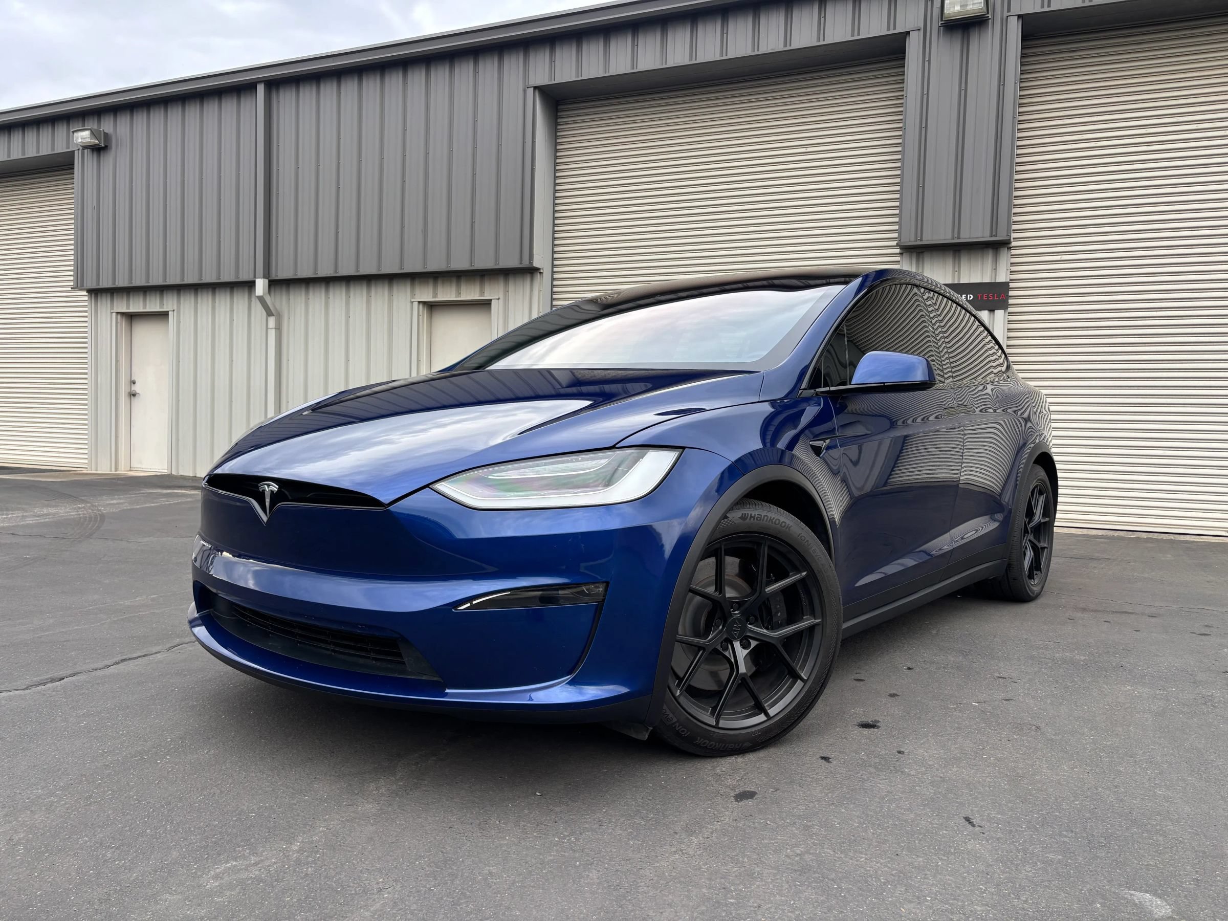 Used 2023 Tesla Model X AWD/4WD image 5