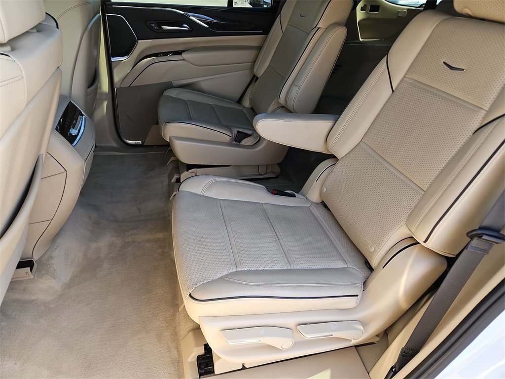 Certified 2023 Cadillac Escalade Premium Luxury w/ Performance Package image 26
