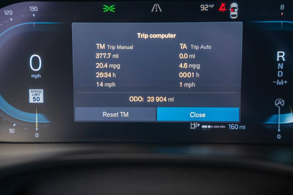 Used 2023 Volvo XC40 B5 Plus w/ Driver Assist Package AWD/4WD image 45