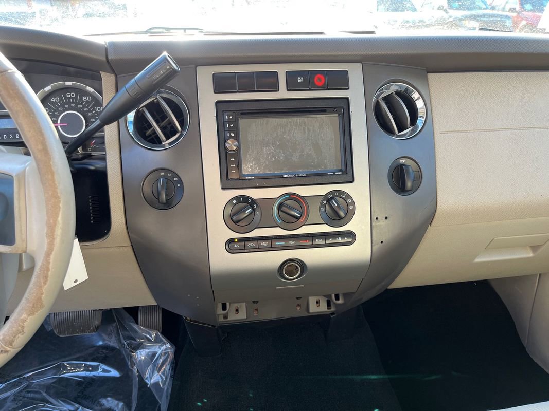 Used 2012 Ford Expedition XL image 12