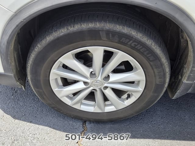 Used 2018 Nissan Rogue S AWD/4WD image 8
