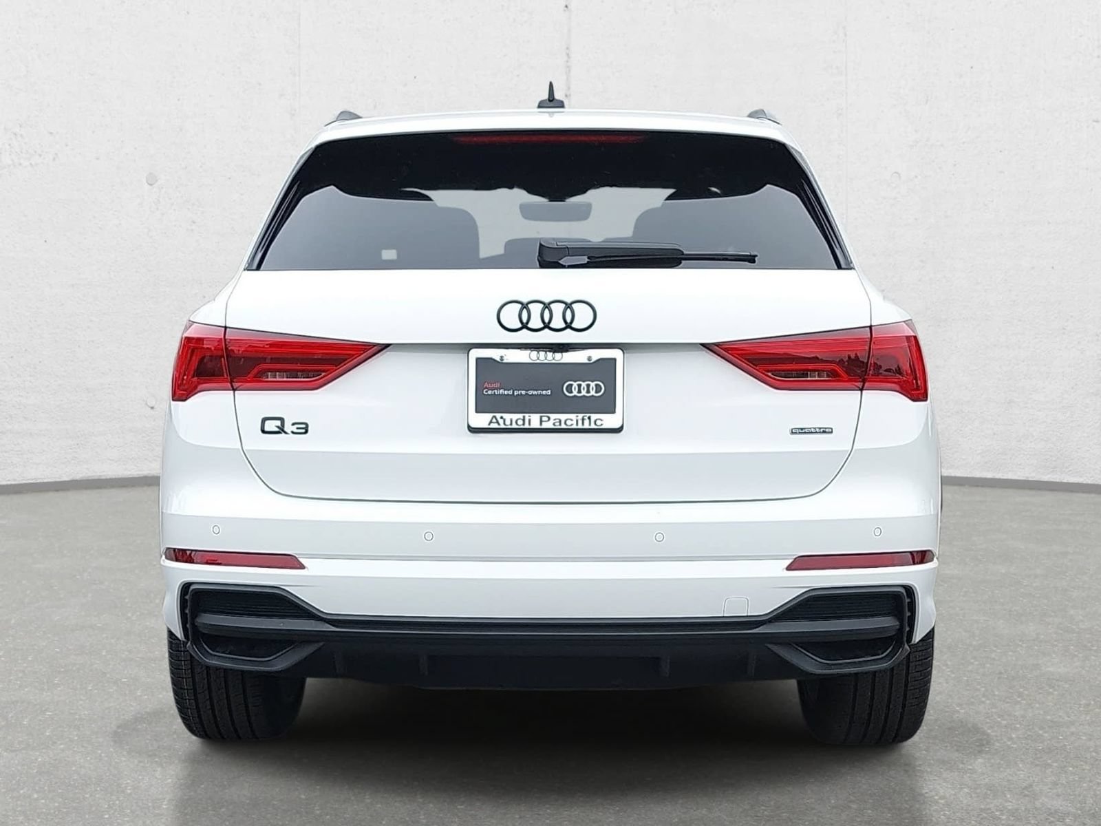 Certified 2025 Audi Q3 2.0T Premium w/ Convenience Package AWD/4WD image 6