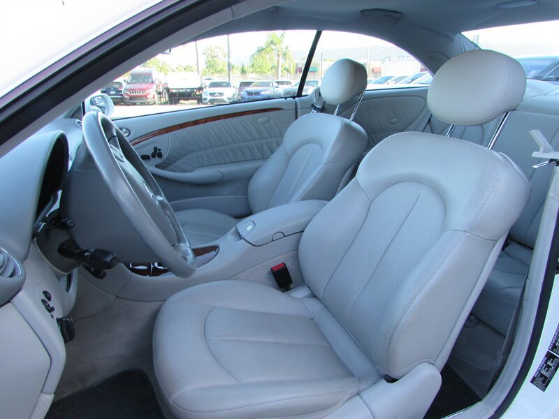 Used 2004 Mercedes-Benz CLK 500 Coupe image 9