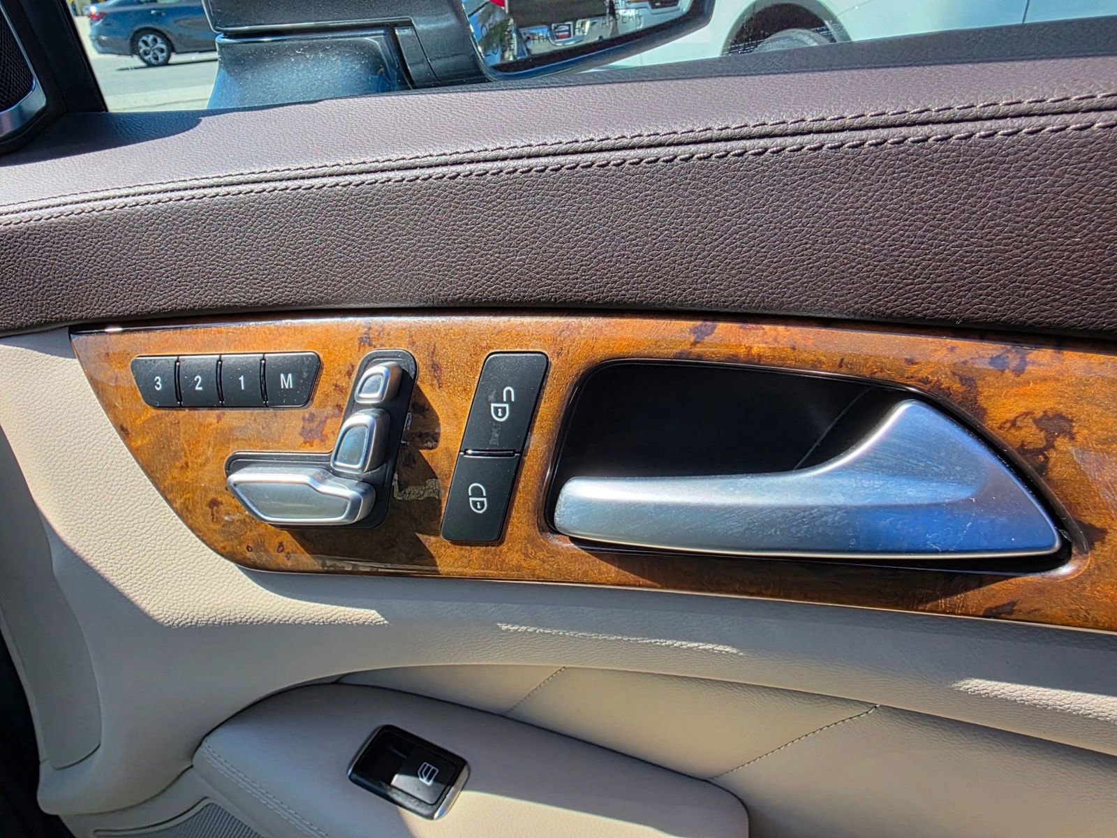 Used 2015 Mercedes-Benz CLS 400 w/ Premium 2 Package image 14