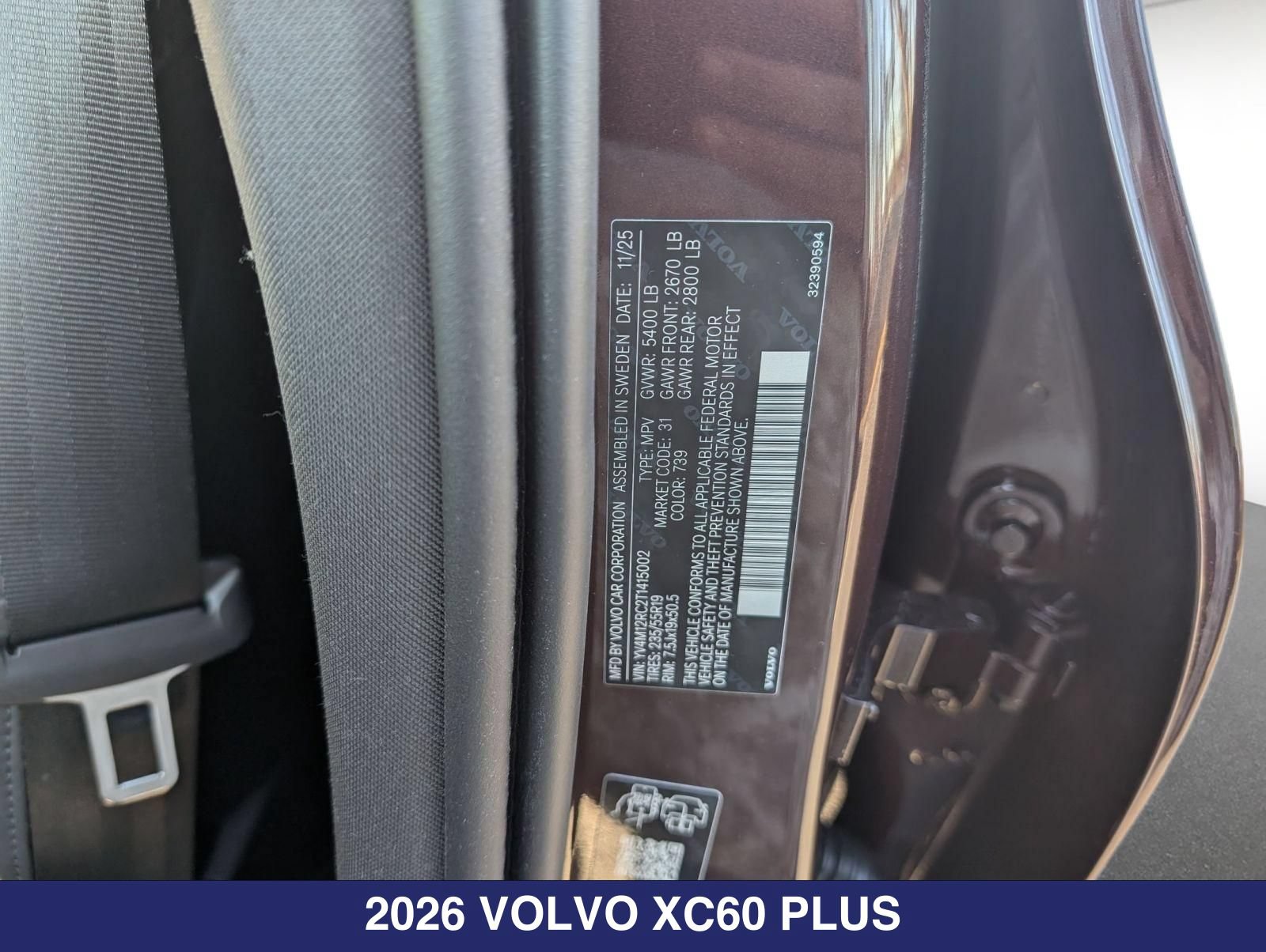 New 2026 Volvo XC60 B5 Plus w/ Protection Package Premier AWD/4WD image 24