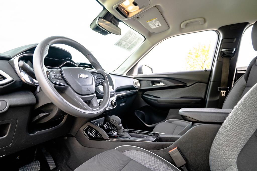 Certified 2022 Chevrolet TrailBlazer LS FWD image 5
