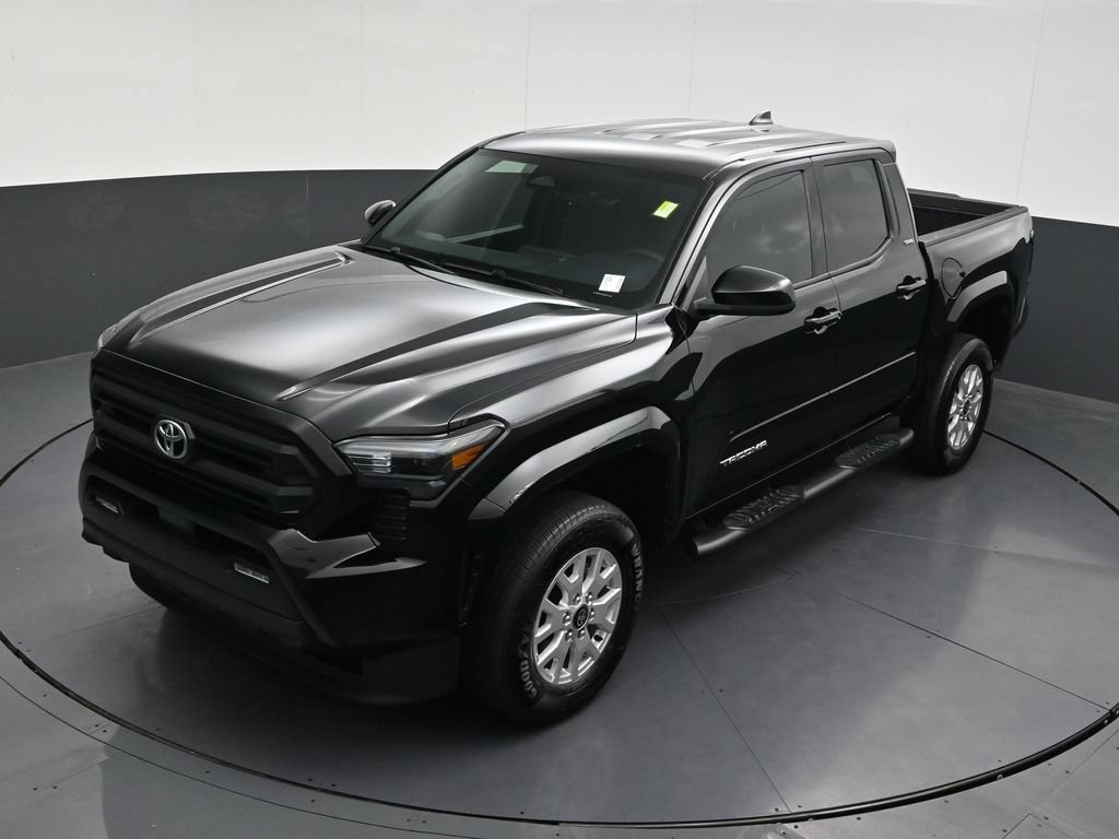 Used 2025 Toyota Tacoma SR5 RWD image 16