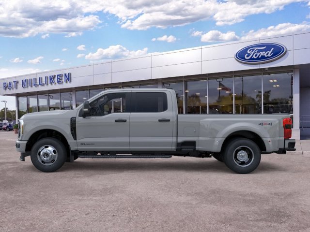 New 2026 Ford F350 XL w/ STX Appearance Package AWD/4WD image 3