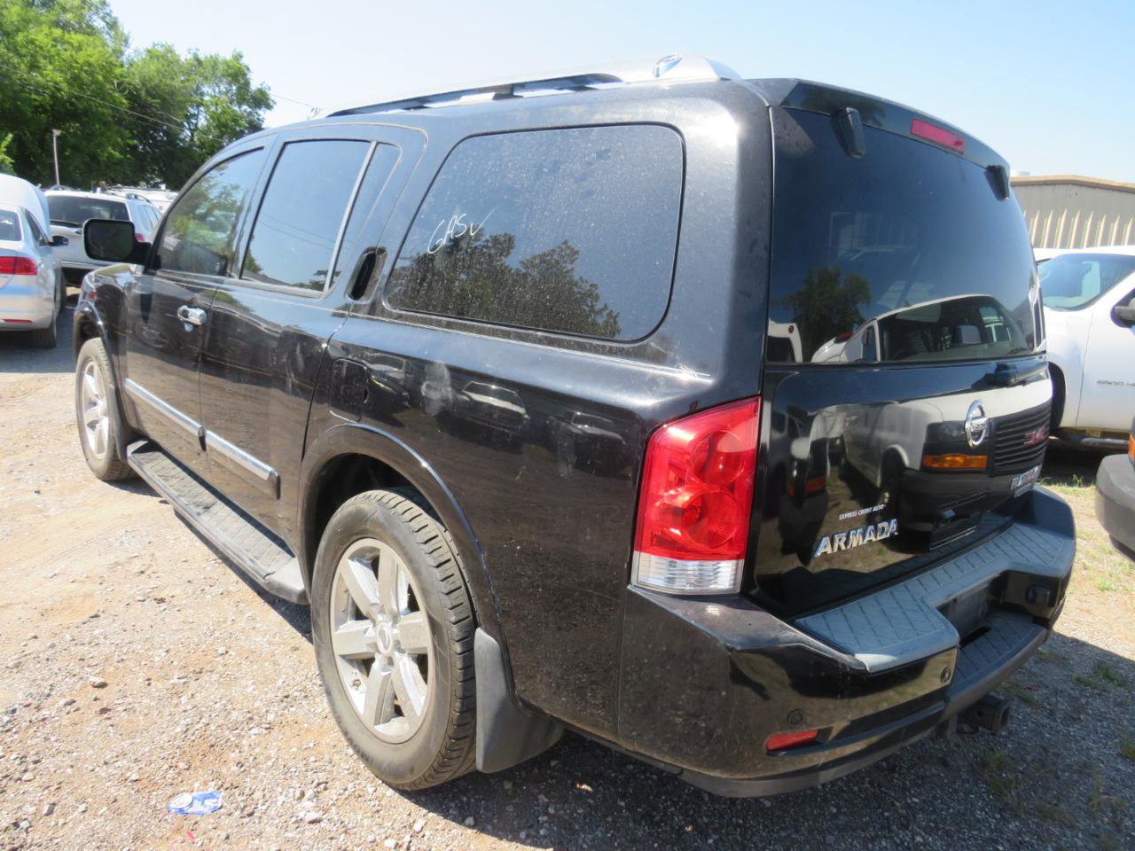 Used 2011 Nissan Armada Platinum RWD image 6