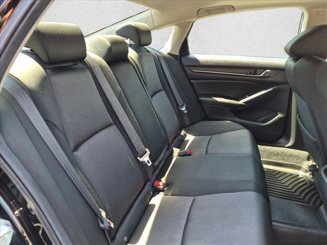 Used 2019 Honda Accord EX image 19