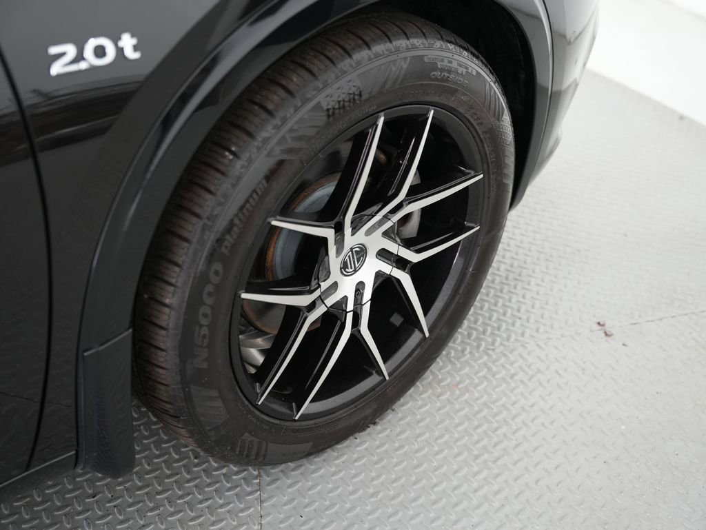 Used 2019 INFINITI QX30 w/ Navigation Package image 53