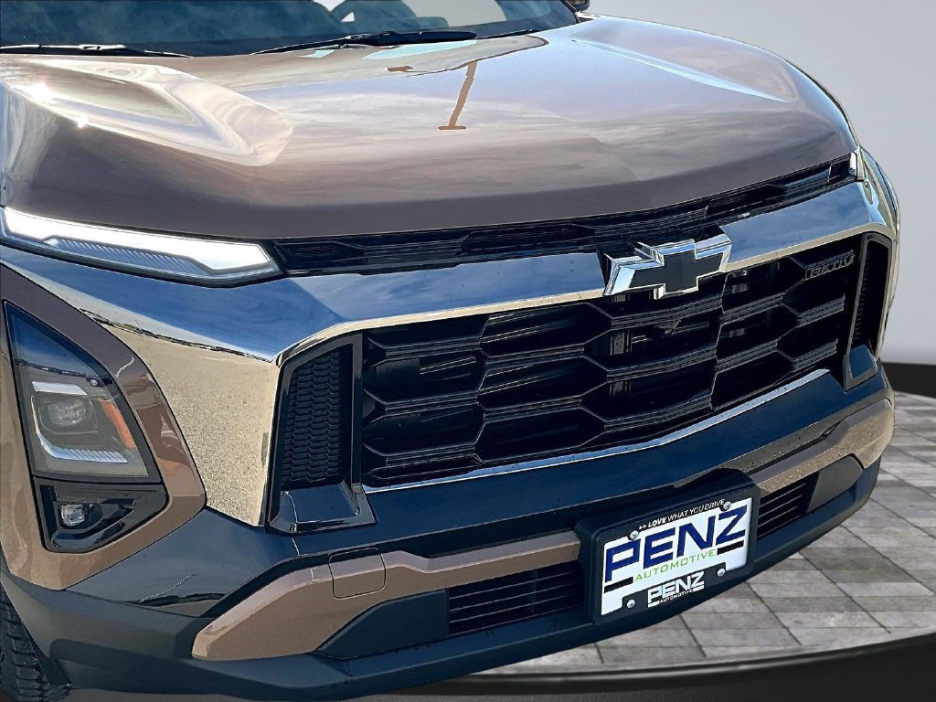 New 2027 Chevrolet Equinox ACTIV w/ Safety and Technology Package AWD/4WD image 34