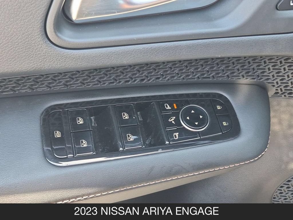 Used 2023 Nissan Ariya AWD image 25