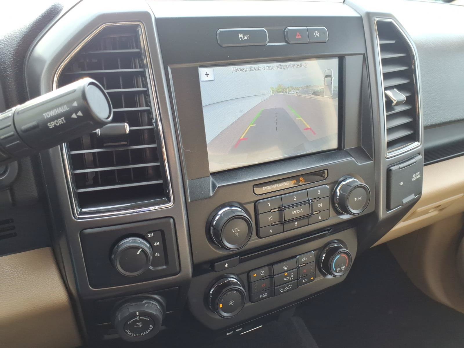 Used 2017 Ford F150 XLT w/ Equipment Group 302A Luxury AWD/4WD image 22