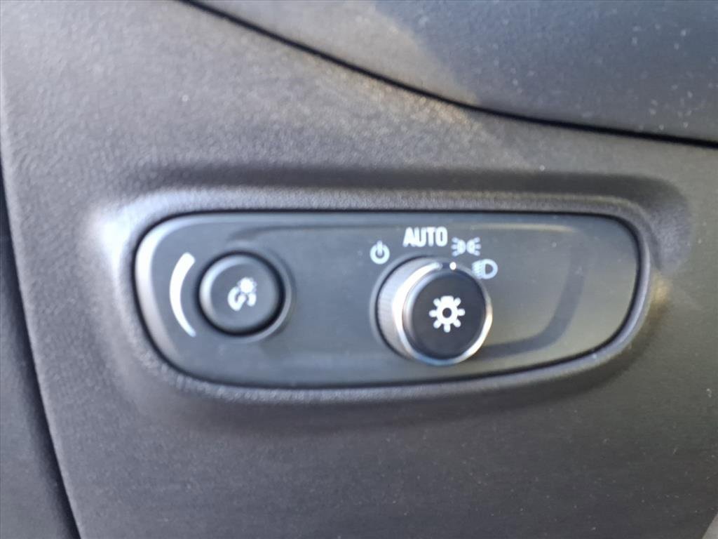 Certified 2023 Chevrolet Equinox RS image 17