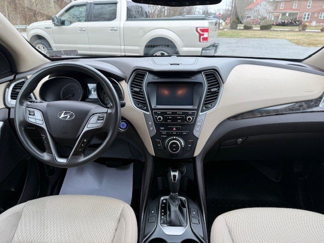 Used 2018 Hyundai Santa Fe Sport w/ 2.4L Value Package 02 image 12