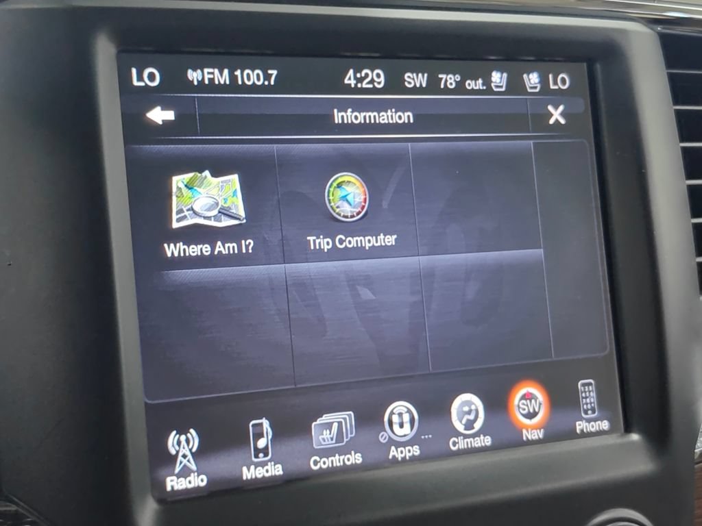 Used 2017 RAM 1500 Laramie w/ Convenience Group AWD/4WD image 42