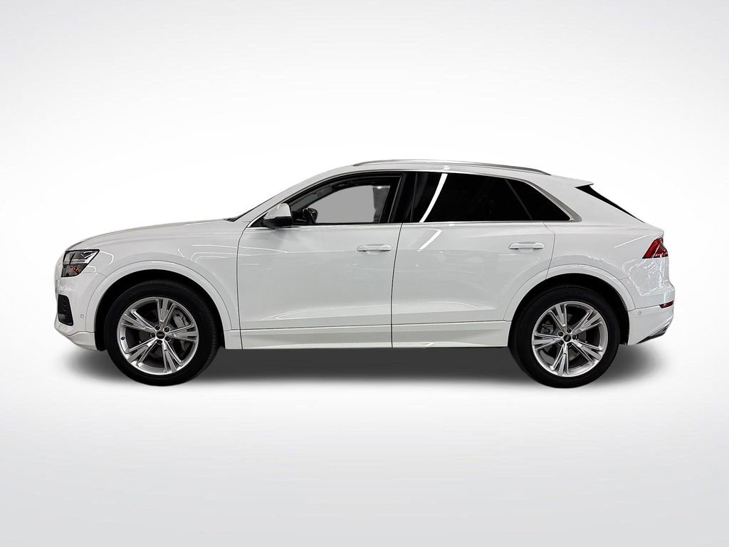 Certified 2022 Audi Q8 Premium Plus image 2