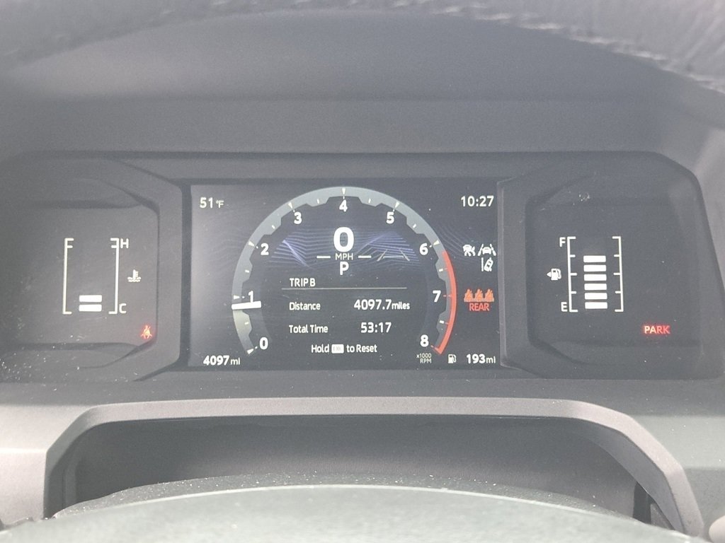 Used 2025 Toyota Tacoma SR5 w/ SR5 Upgrade Package image 36
