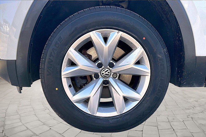 Used 2018 Volkswagen Atlas Launch Edition image 8